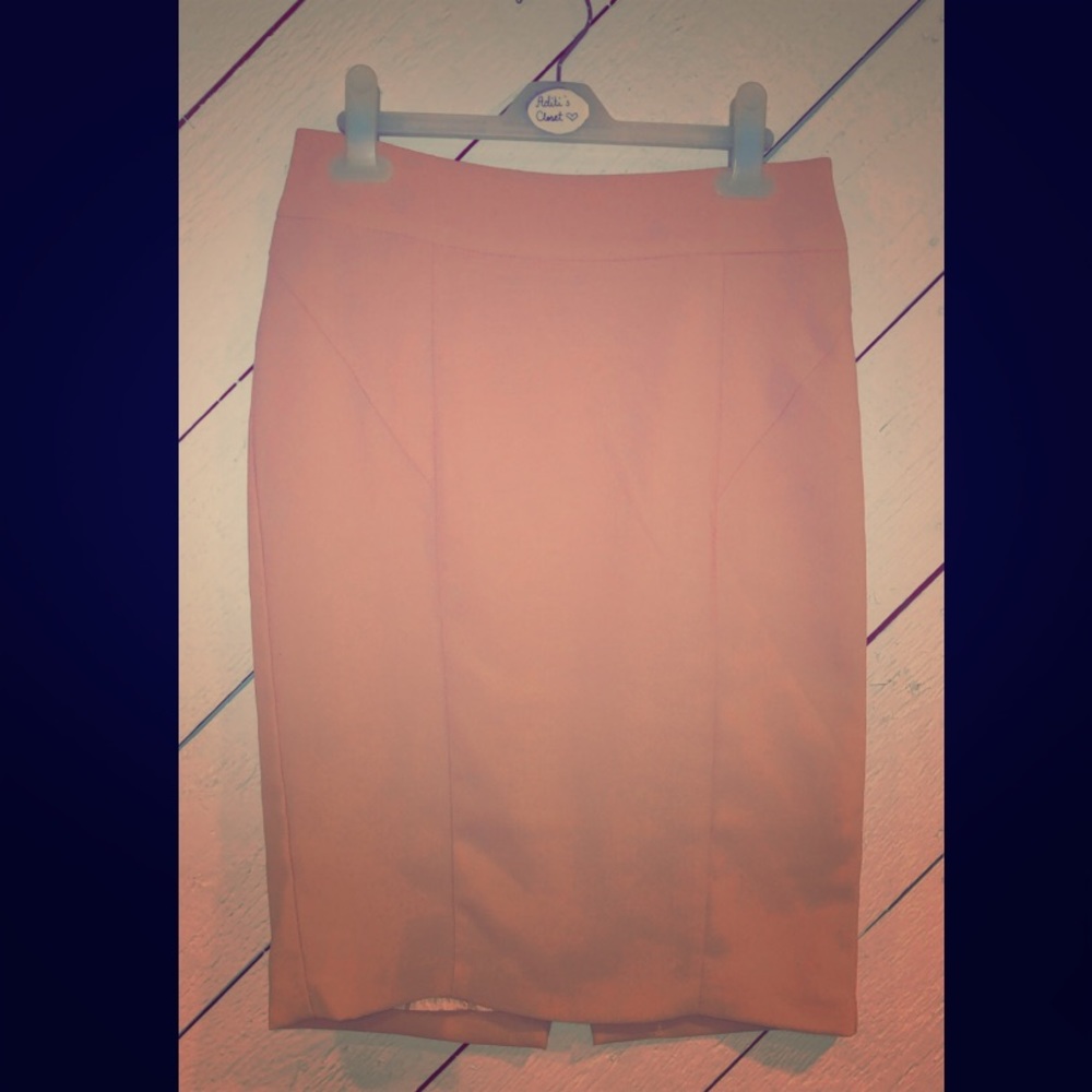 Forever 21 Contemporary Pencil Skirt ~ Pink ~ XS